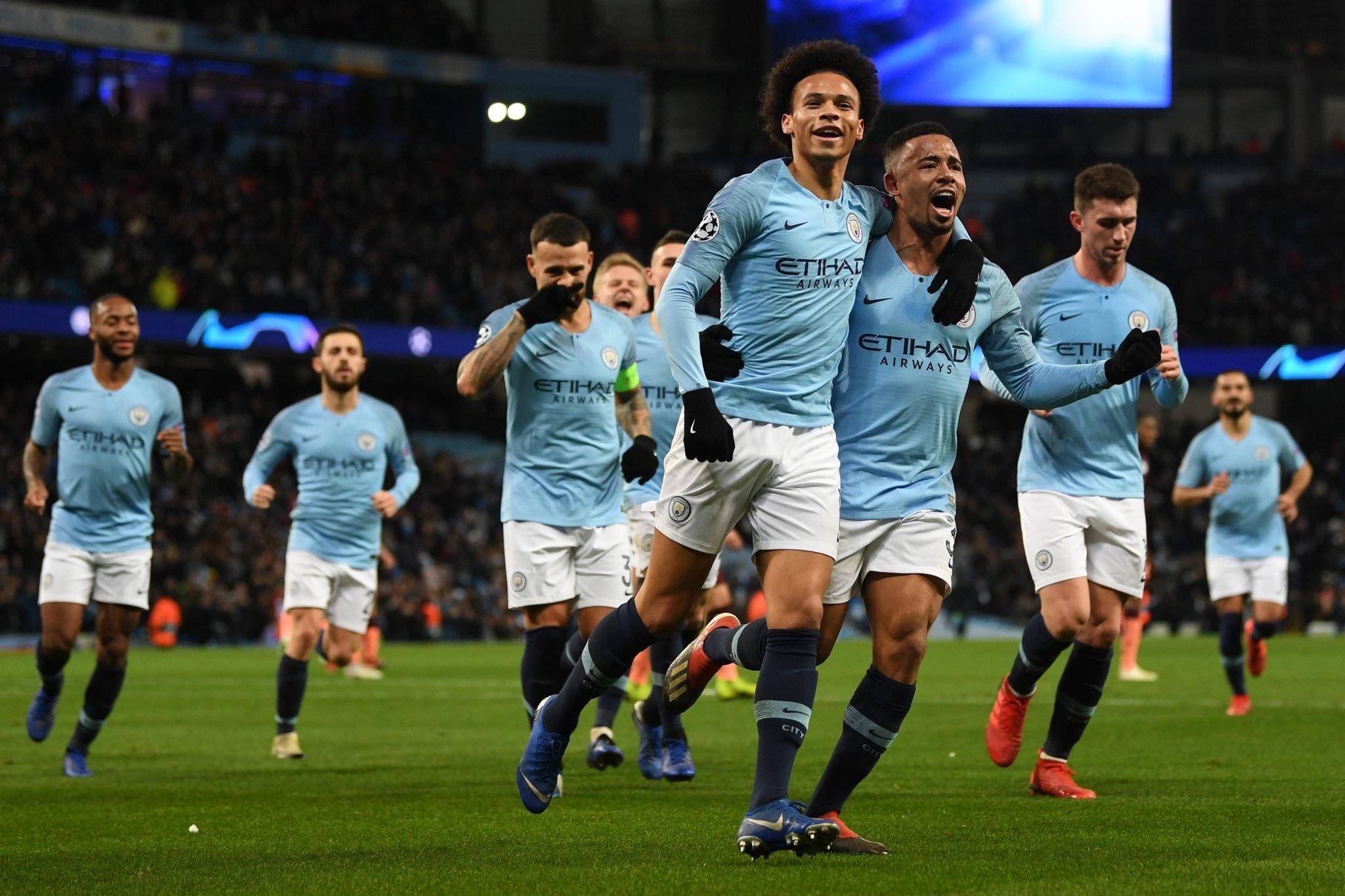 格和战术执 格和战术执